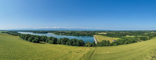 Panorama of Lake Gabas, the Béarnaise countryside and the Pyrenees mountain range seen by drone - Photo to download