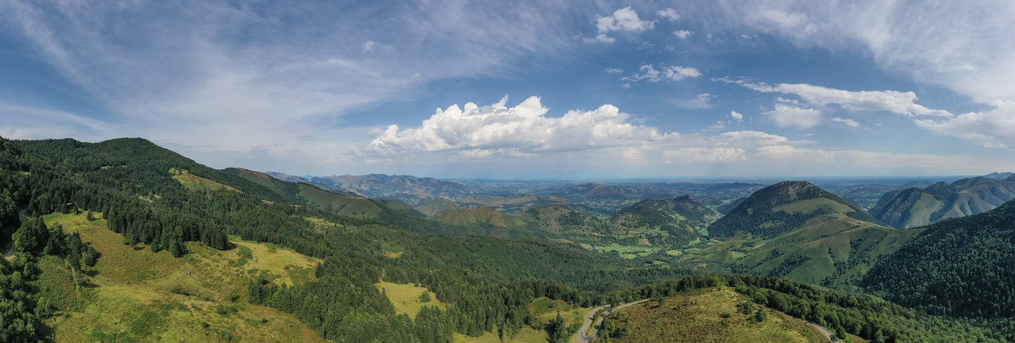 Panorama depuis le col de la Hourcère où Murkhuillako Lépoua, Issarbe, vallée de Barétous - Photo à télécharger